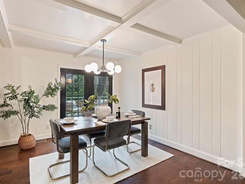 2013 Margate Avenue, Charlotte, NC 28205.  MLS# CAR4350781, YatesRealty ID 3276. 
