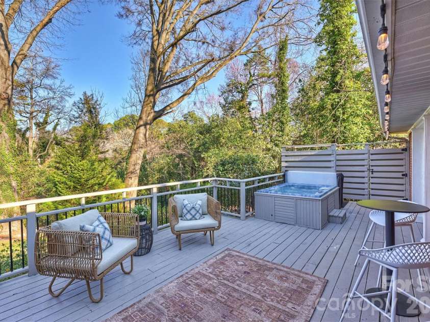 2013 Margate Avenue, Charlotte, NC 28205.  MLS# CAR4350781, YatesRealty ID 3276. 