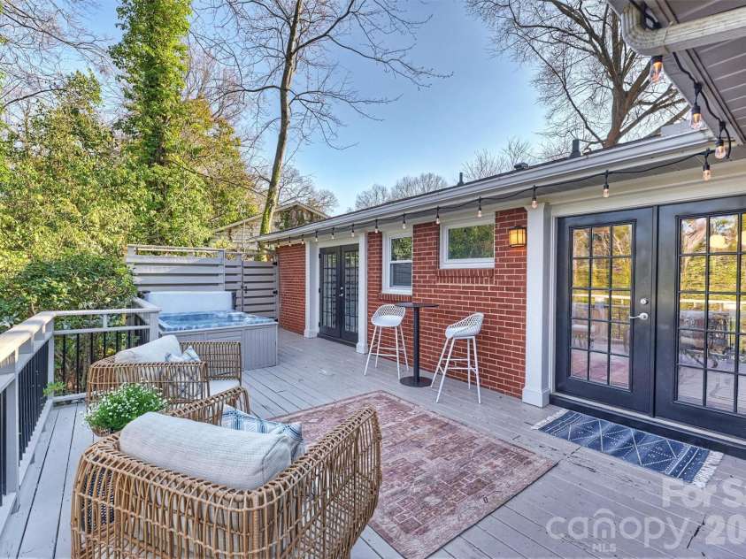 2013 Margate Avenue, Charlotte, NC 28205.  MLS# CAR4350781, YatesRealty ID 3276. 