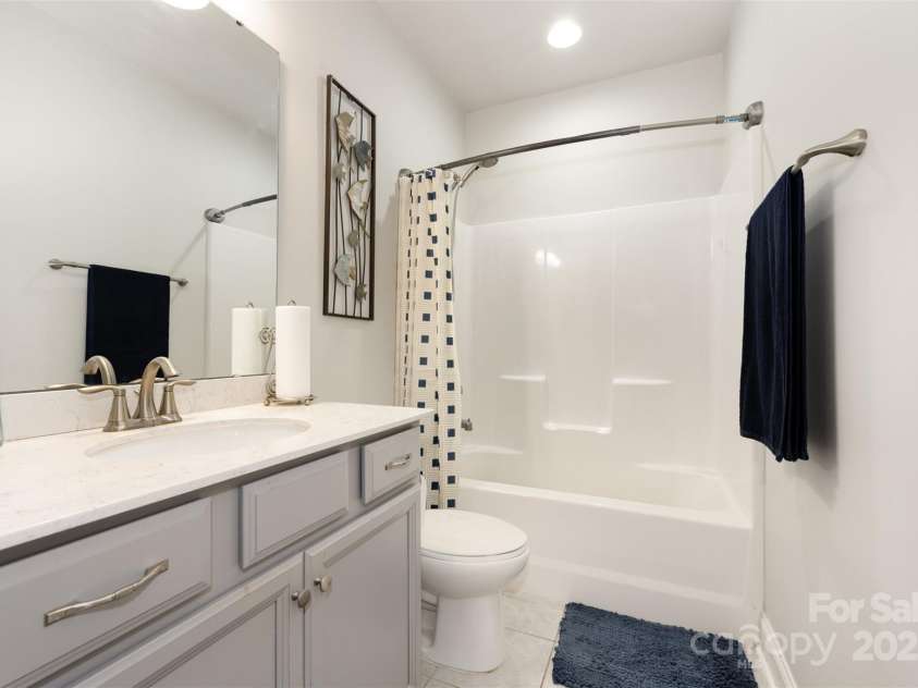 820 Pecan Tree Lane, Fort Mill, SC 29715.  MLS# CAR4286849, YatesRealty ID 3276. 