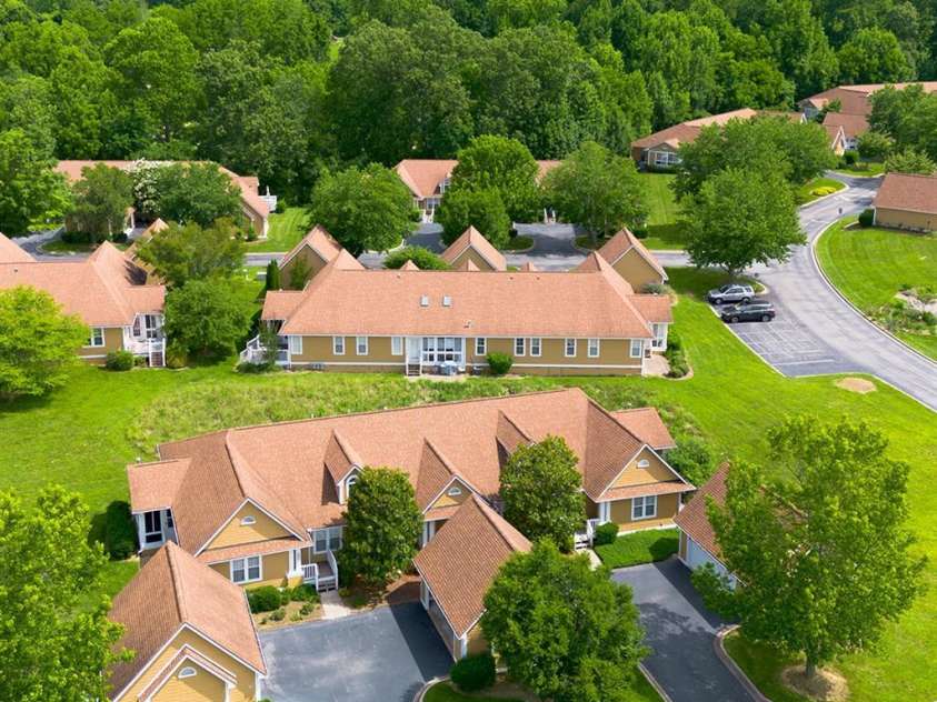102 Rough Point Court, Asheville, NC 28806.  MLS# CAR4394205, YatesRealty ID 32760. 