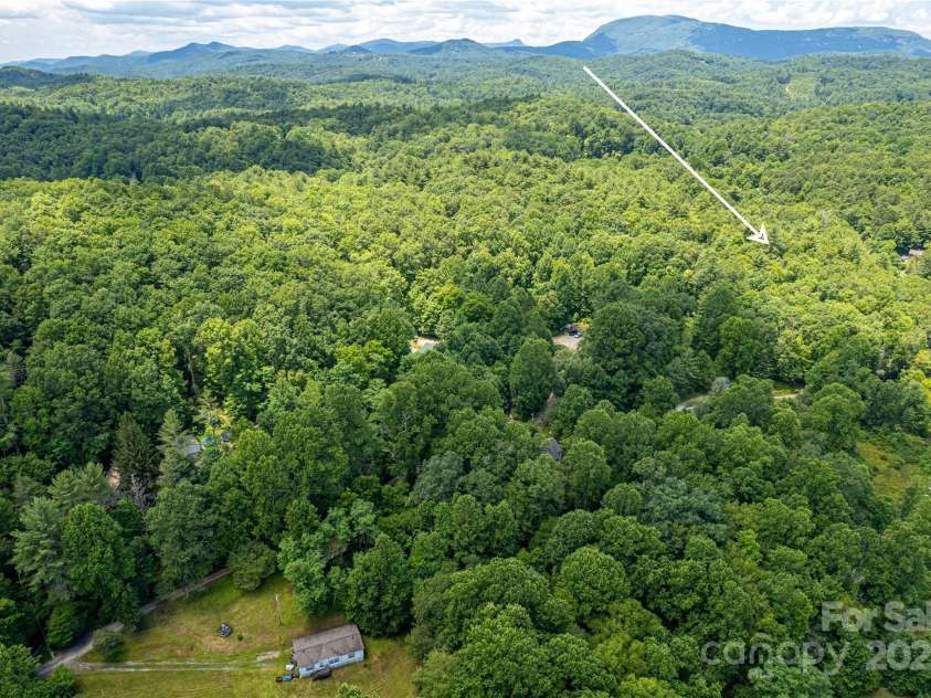 164 Horseplay Lane, Lake Toxaway, NC 28747.  MLS# CAR4275462, YatesRealty ID 32761. 