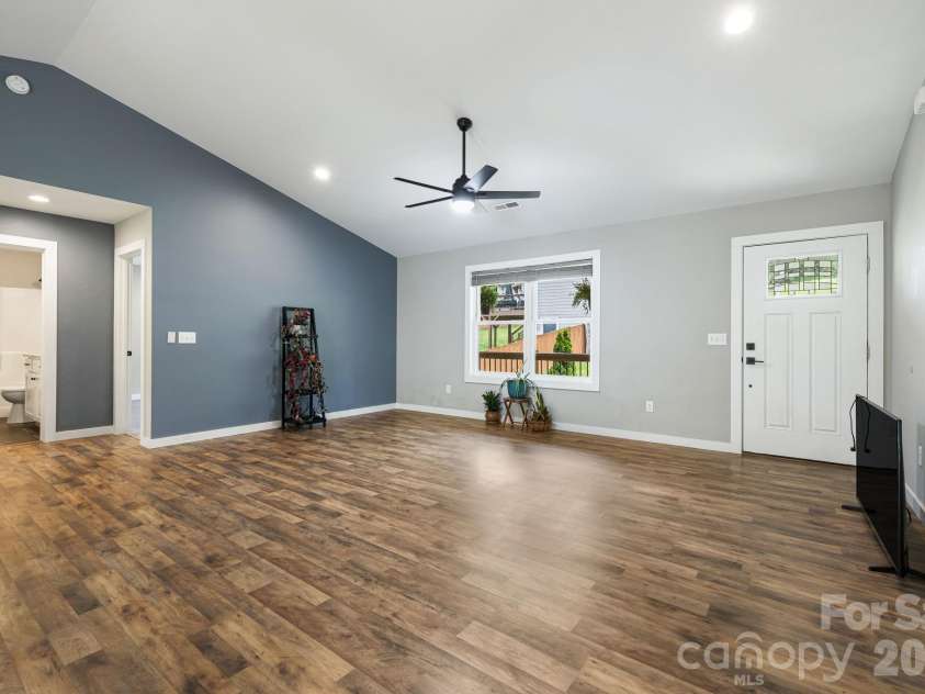 923 Newfound Road, Leicester, NC 28748.  MLS# CAR4387282, YatesRealty ID 32762. 