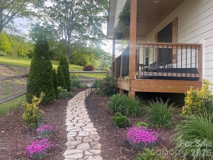 923 Newfound Road, Leicester, NC 28748.  MLS# CAR4387282, YatesRealty ID 32762. 
