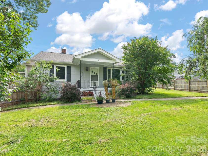 41 Cedar Street, Asheville, NC 28803.  MLS# CAR4385604, YatesRealty ID 32763. 