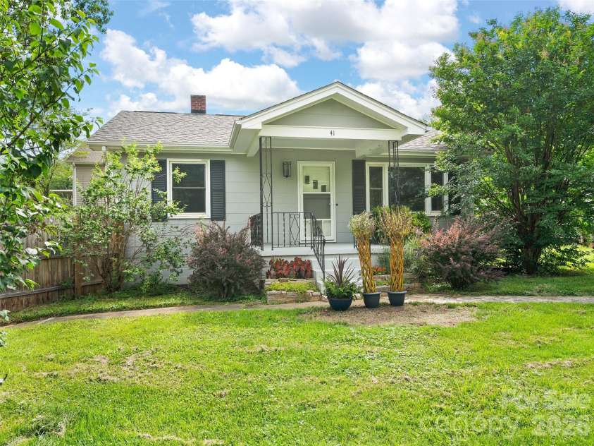 41 Cedar Street, Asheville, NC 28803.  MLS# CAR4385604, YatesRealty ID 32763. 