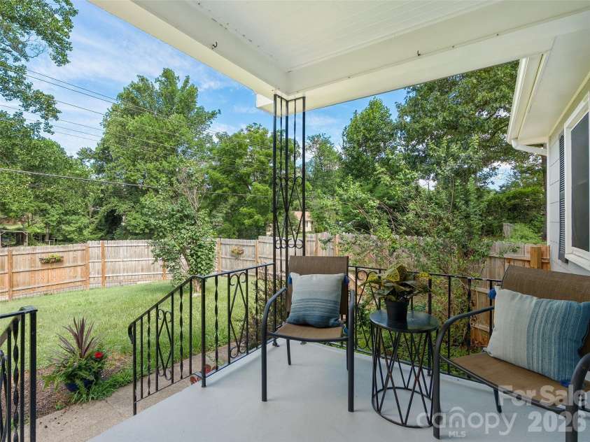 41 Cedar Street, Asheville, NC 28803.  MLS# CAR4385604, YatesRealty ID 32763. 