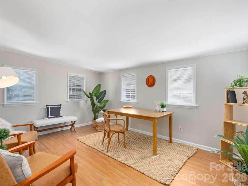 41 Cedar Street, Asheville, NC 28803.  MLS# CAR4385604, YatesRealty ID 32763. 