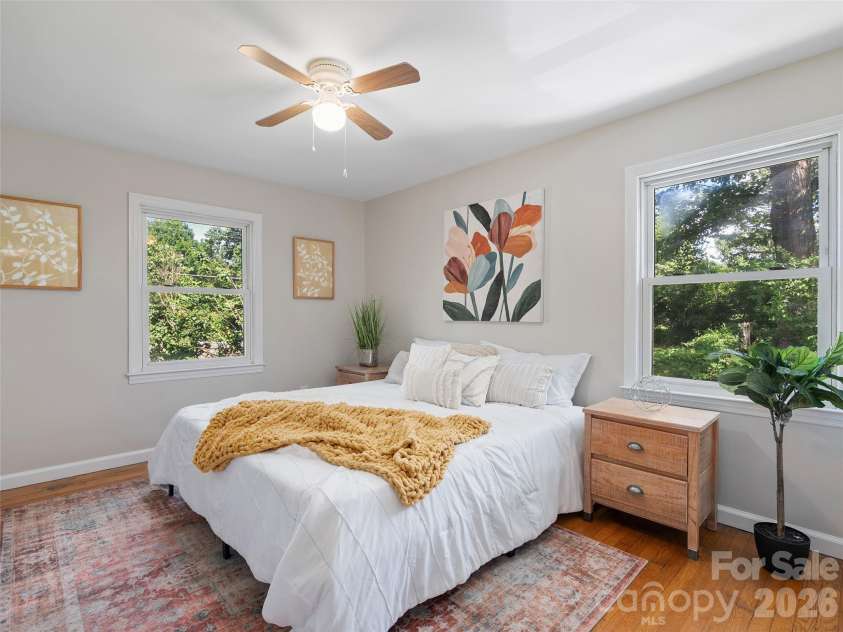 41 Cedar Street, Asheville, NC 28803.  MLS# CAR4385604, YatesRealty ID 32763. 