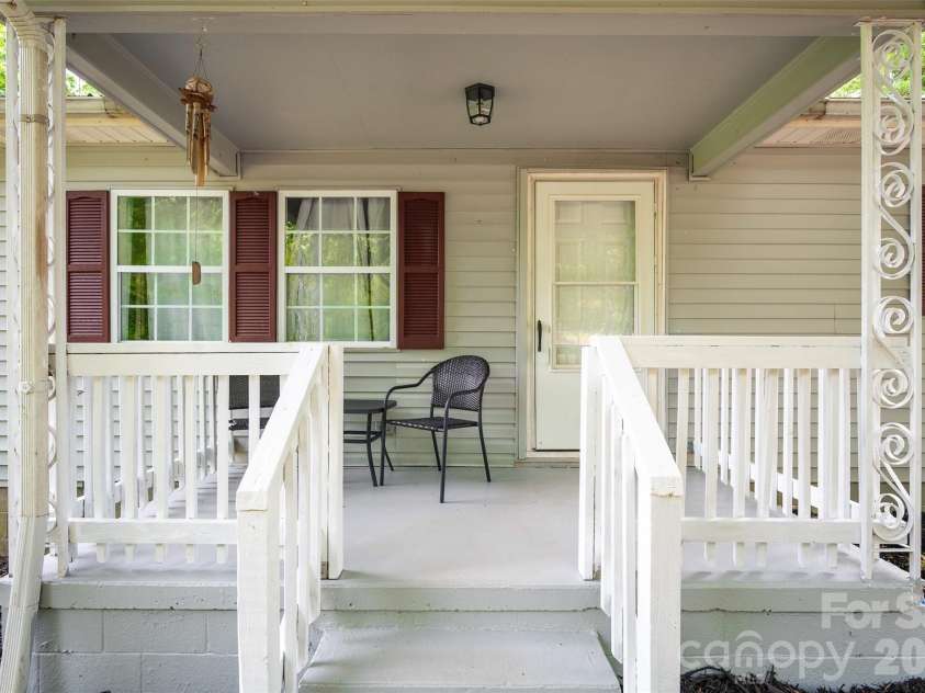 4507 US Highway 64 Highway, Mocksville, NC 27028.  MLS# CAR4394320, YatesRealty ID 32765. 