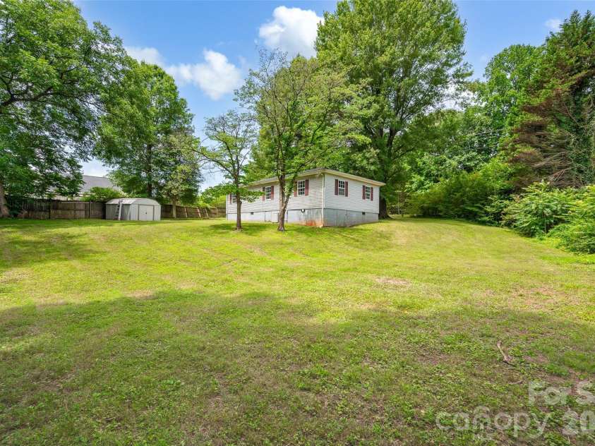 4507 US Highway 64 Highway, Mocksville, NC 27028.  MLS# CAR4394320, YatesRealty ID 32765. 