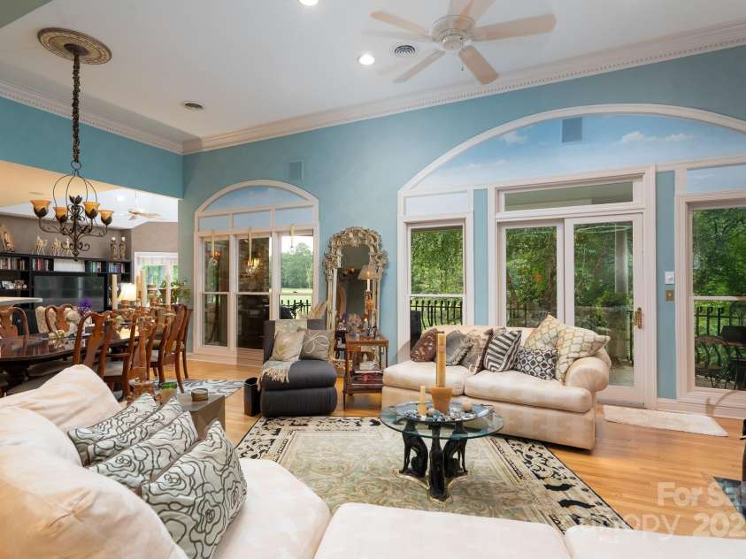 117 Whitley Mill Road, New London, NC 28127.  MLS# CAR4289089, YatesRealty ID 32766. Great room