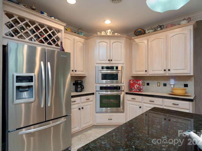 117 Whitley Mill Road, New London, NC 28127.  MLS# CAR4289089, YatesRealty ID 32766. Kitchen