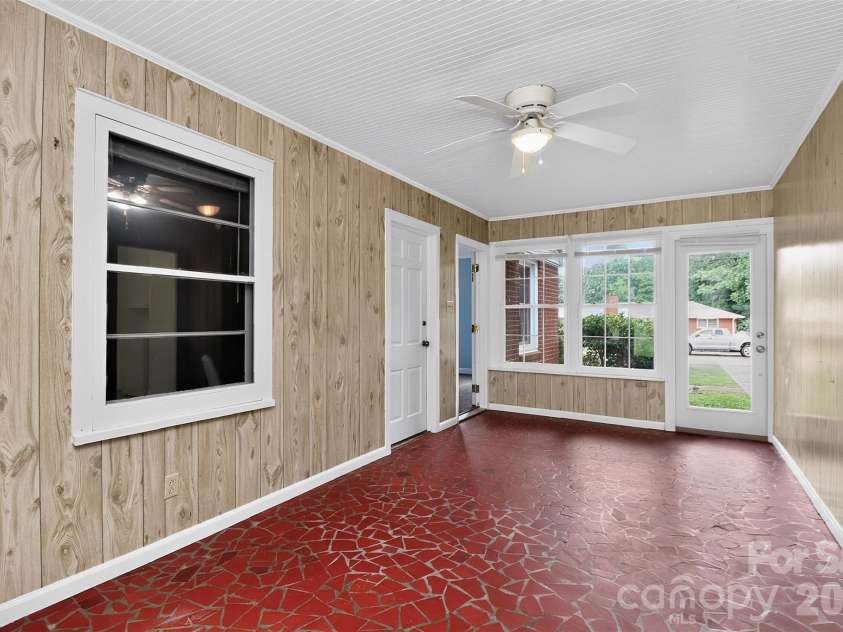 703 Norwood Street, Shelby, NC 28150.  MLS# CAR4395300, YatesRealty ID 32767. 