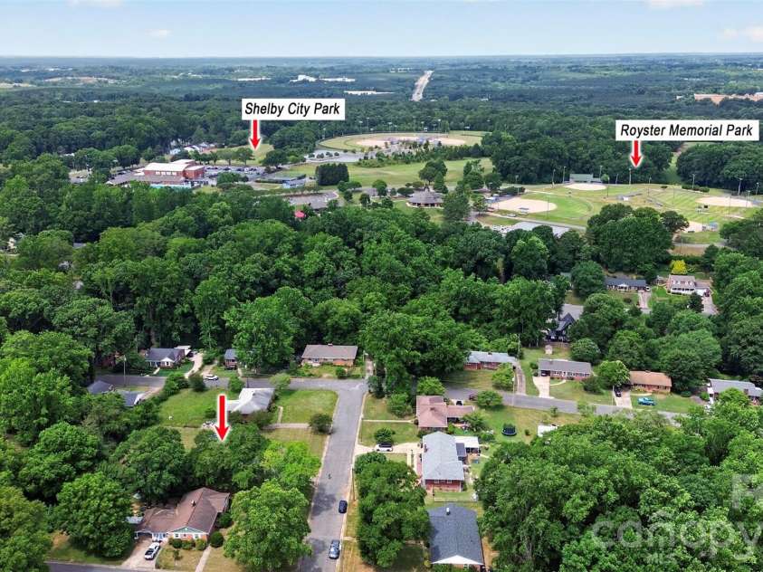 703 Norwood Street, Shelby, NC 28150.  MLS# CAR4395300, YatesRealty ID 32767. 