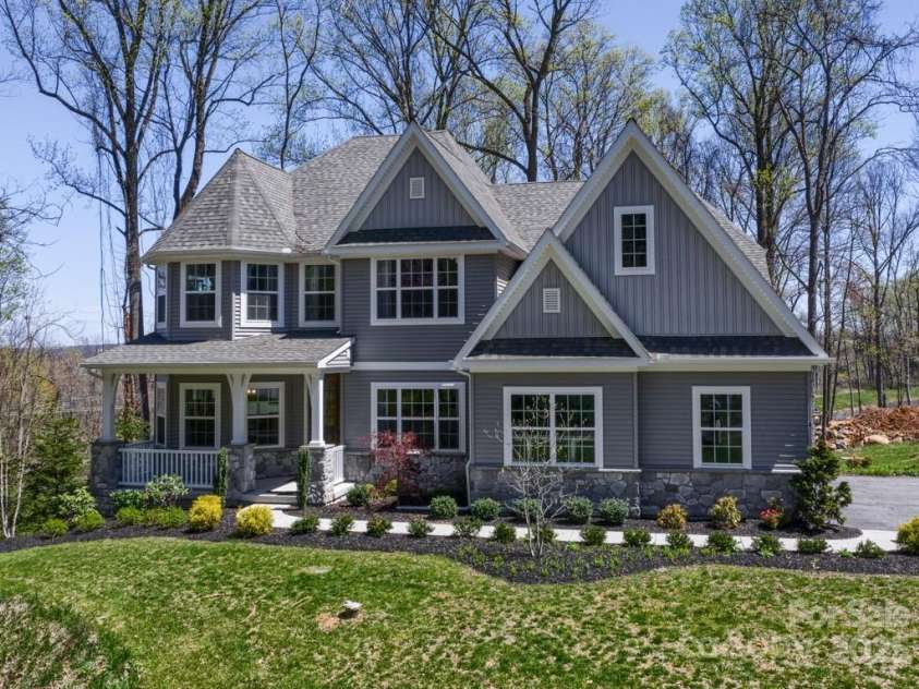 837 Lake Forest Drive, Belmont, NC 28012.  MLS# CAR4178436, YatesRealty ID 32767. Available to build