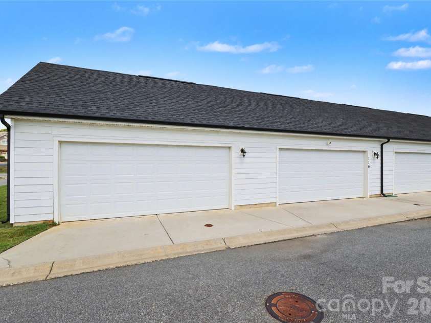 110 Hamrick Road, Gastonia, NC 28056.  MLS# CAR4419775, YatesRealty ID 32768. 