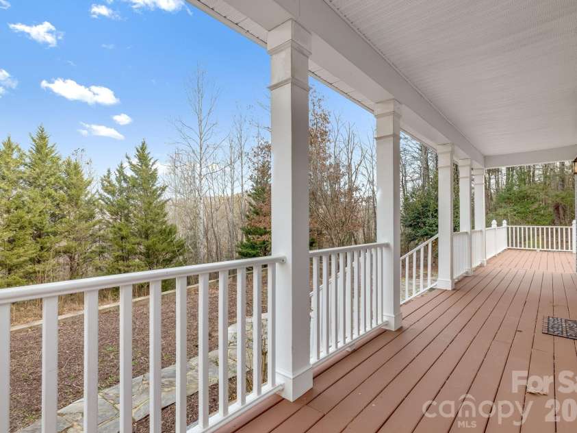 402 Sweetbriar Road, Lake Lure, NC 28746.  MLS# CAR4339814, YatesRealty ID 3277. 