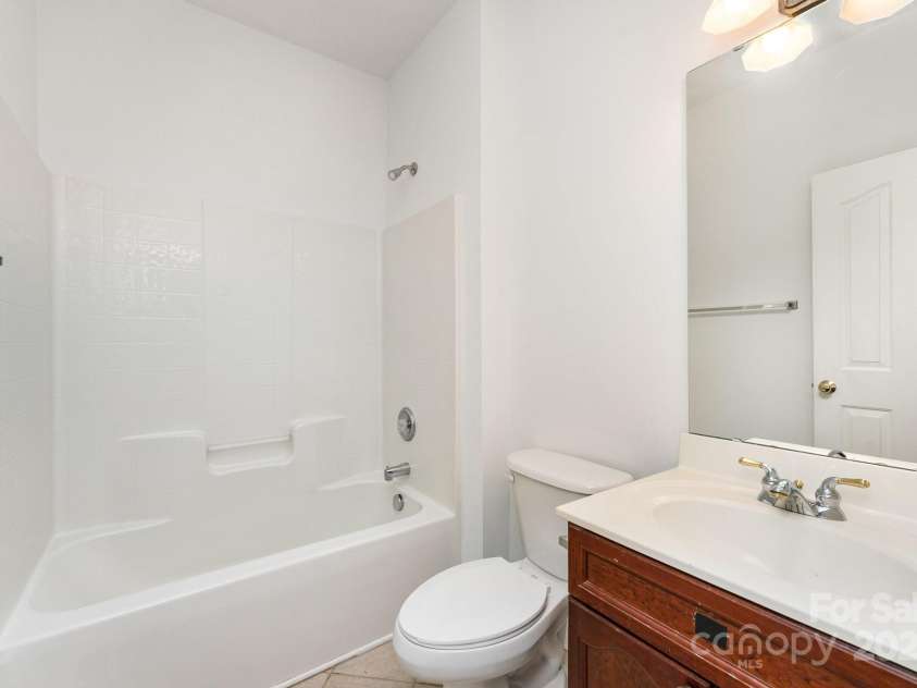 14333 Maclauren Lane, Huntersville, NC 28078.  MLS# CAR4318051, YatesRealty ID 32772. 