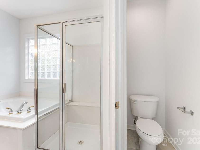 14333 Maclauren Lane, Huntersville, NC 28078.  MLS# CAR4318051, YatesRealty ID 32772. 