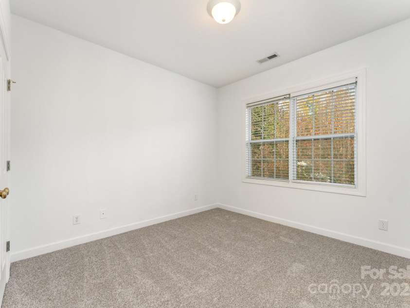 14333 Maclauren Lane, Huntersville, NC 28078.  MLS# CAR4318051, YatesRealty ID 32772. 