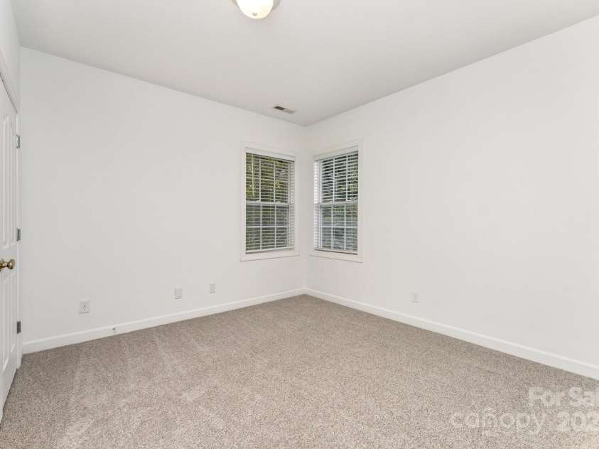 14333 Maclauren Lane, Huntersville, NC 28078.  MLS# CAR4318051, YatesRealty ID 32772. 