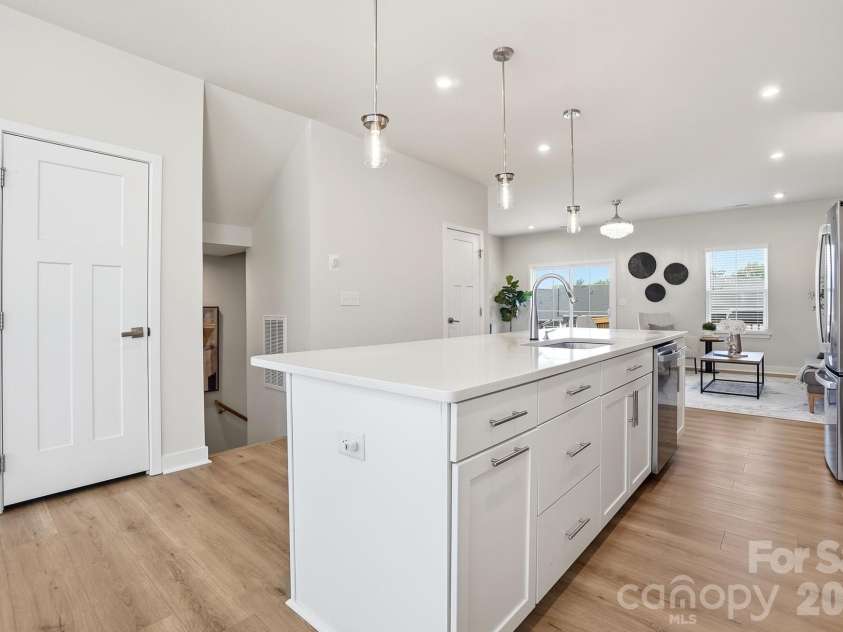 921 Portrush Lane, Tega Cay, SC 29708.  MLS# CAR4381535, YatesRealty ID 32772. 
