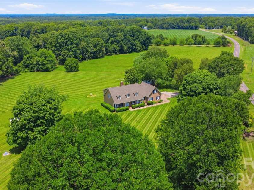 309 St Marks Church Road, Cherryville, NC 28021.  MLS# CAR4384190, YatesRealty ID 32773. 