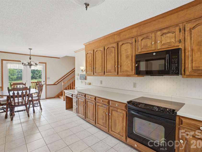 309 St Marks Church Road, Cherryville, NC 28021.  MLS# CAR4384190, YatesRealty ID 32773. 