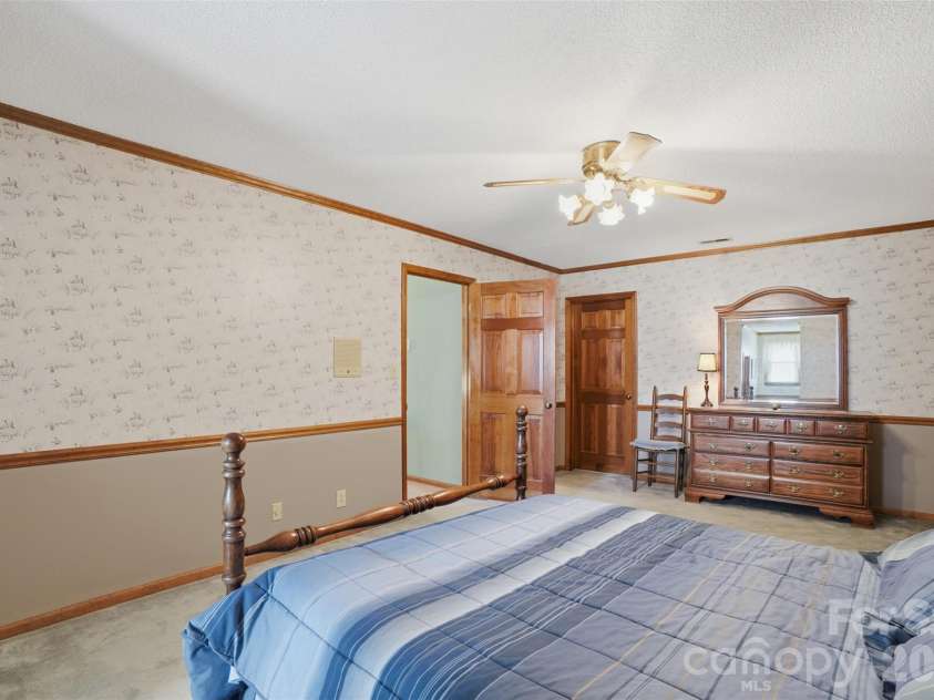 309 St Marks Church Road, Cherryville, NC 28021.  MLS# CAR4384190, YatesRealty ID 32773. 