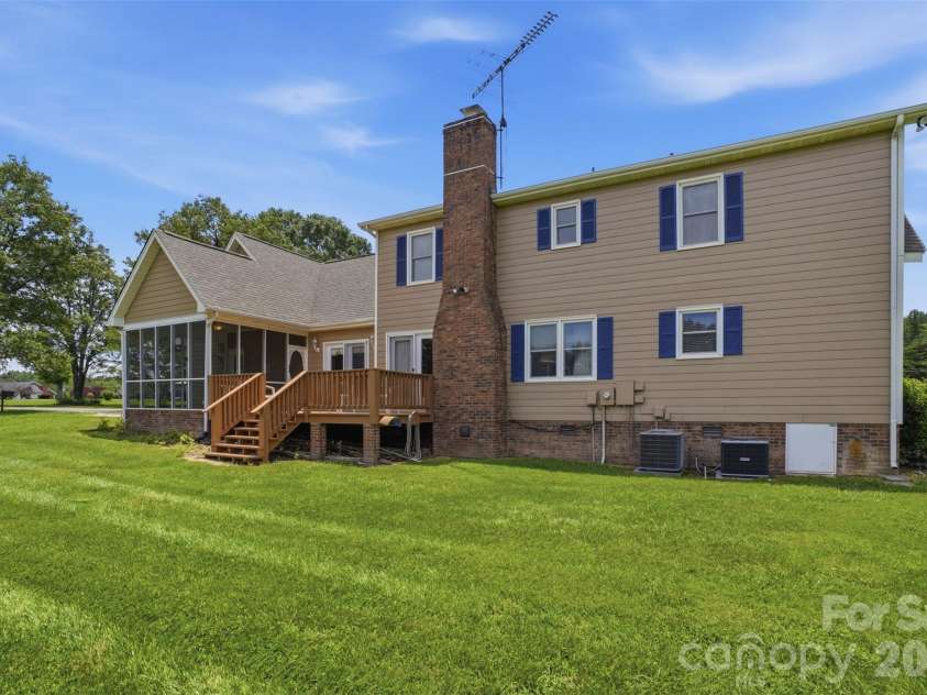 309 St Marks Church Road, Cherryville, NC 28021.  MLS# CAR4384190, YatesRealty ID 32773. 