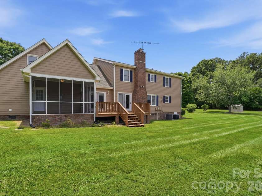 309 St Marks Church Road, Cherryville, NC 28021.  MLS# CAR4384190, YatesRealty ID 32773. 