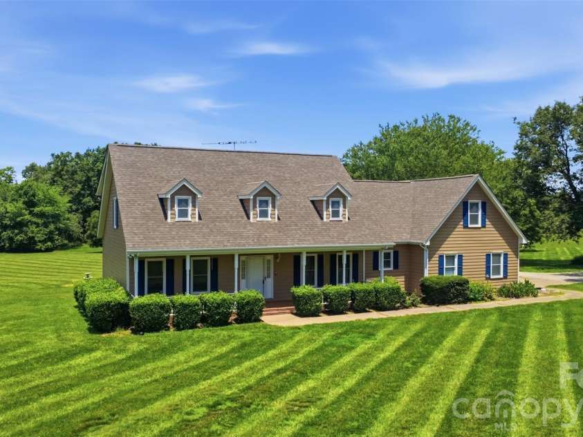 309 St Marks Church Road, Cherryville, NC 28021.  MLS# CAR4384190, YatesRealty ID 32773. 