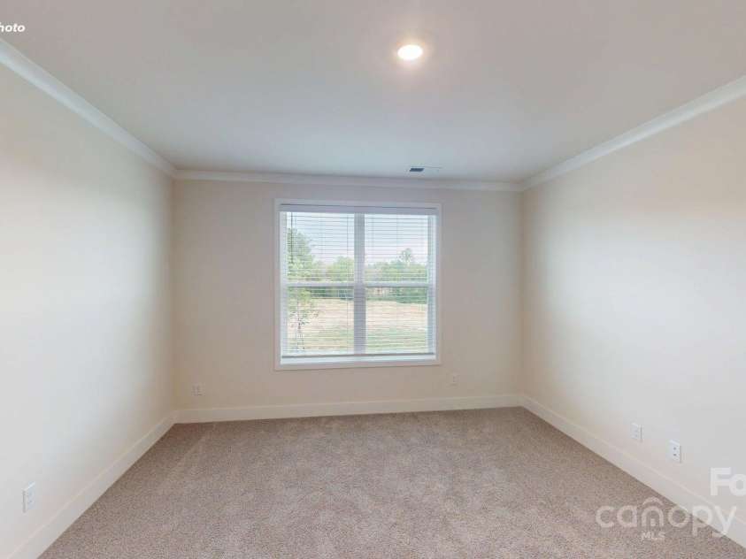 2086 Skyhawk Drive, York, SC 29745.  MLS# CAR4292500, YatesRealty ID 32774. 