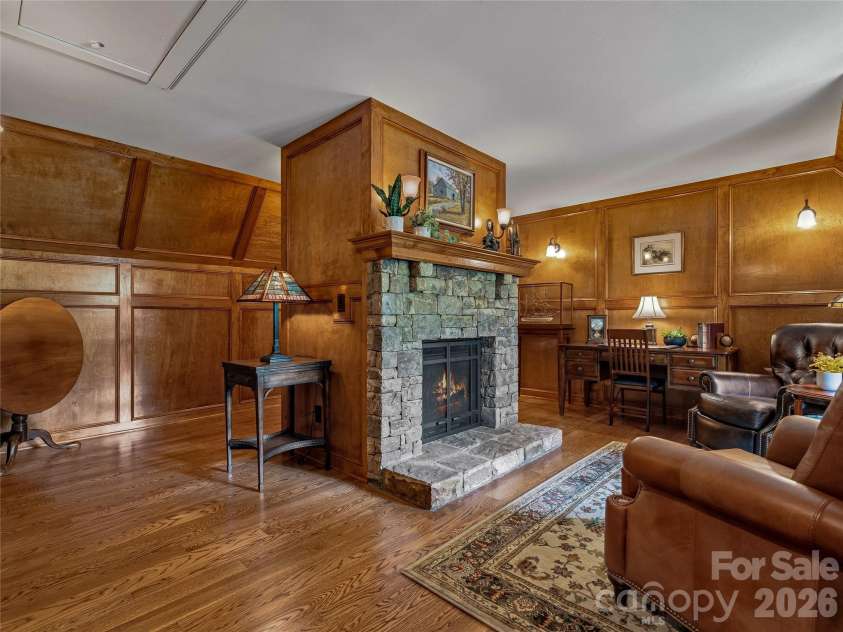 76 Edgelawn Road, Asheville, NC 28804.  MLS# CAR4391400, YatesRealty ID 32775. Rich Character for a Study
