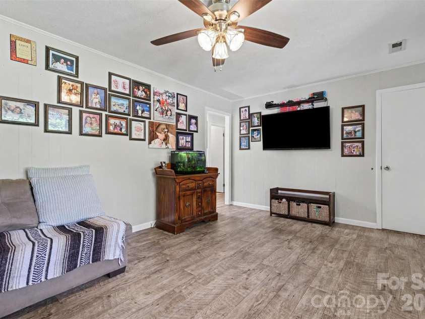 4744 Hickory Grove Road, Mount Holly, NC 28120.  MLS# CAR4388986, YatesRealty ID 32776. 