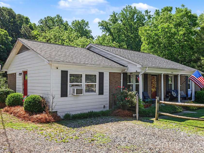 4744 Hickory Grove Road, Mount Holly, NC 28120.  MLS# CAR4388986, YatesRealty ID 32776. 