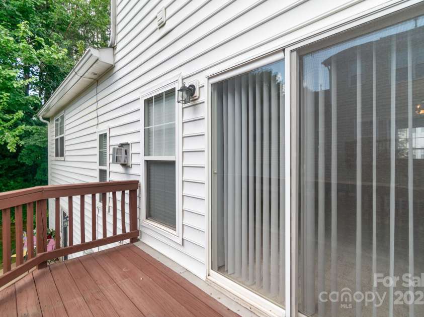 6308 Royal Celadon Way, Charlotte, NC 28269.  MLS# CAR4243219, YatesRealty ID 32777. 