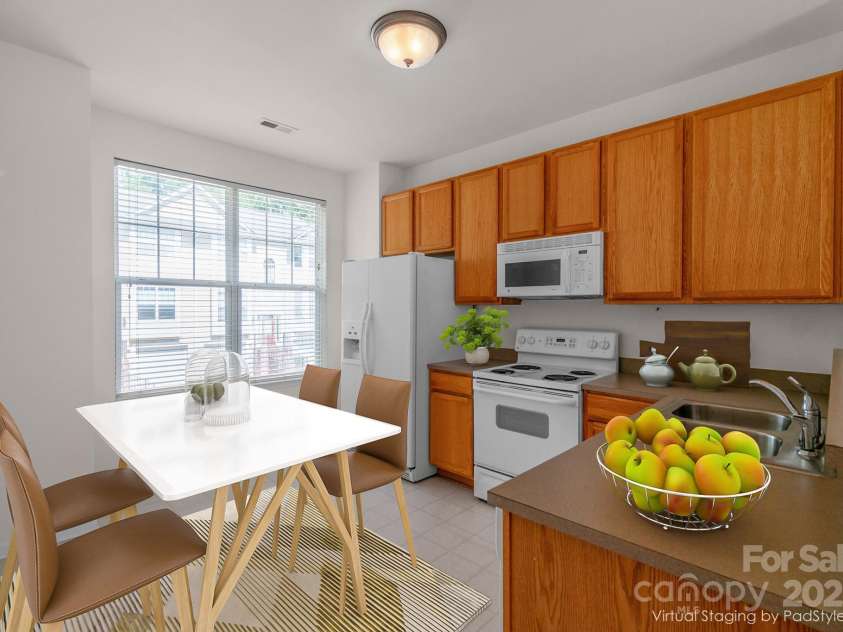 6308 Royal Celadon Way, Charlotte, NC 28269.  MLS# CAR4243219, YatesRealty ID 32777. 