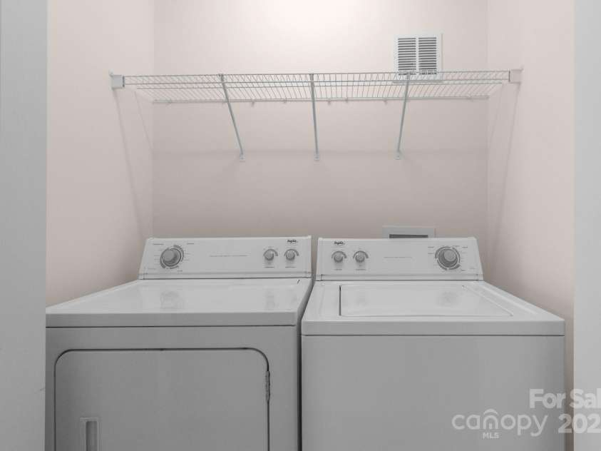 6308 Royal Celadon Way, Charlotte, NC 28269.  MLS# CAR4243219, YatesRealty ID 32777. 