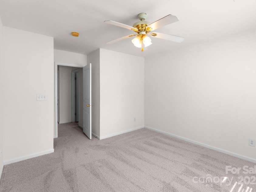 6308 Royal Celadon Way, Charlotte, NC 28269.  MLS# CAR4243219, YatesRealty ID 32777. 