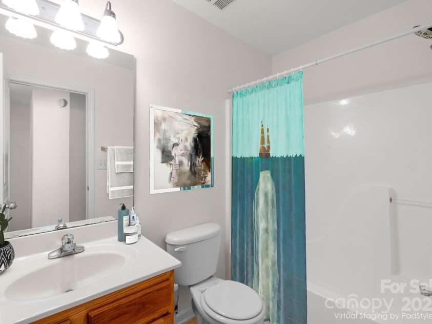 6308 Royal Celadon Way, Charlotte, NC 28269.  MLS# CAR4243219, YatesRealty ID 32777. 