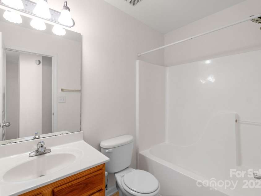 6308 Royal Celadon Way, Charlotte, NC 28269.  MLS# CAR4243219, YatesRealty ID 32777. 