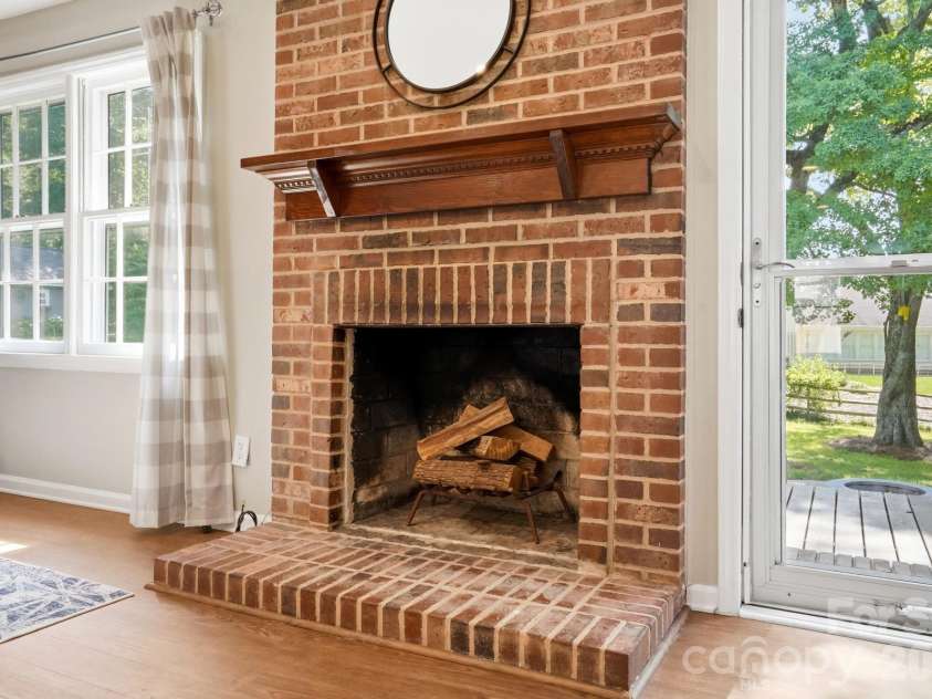 8917 Danson Drive, Charlotte, NC 28277.  MLS# CAR4392599, YatesRealty ID 32777. 
