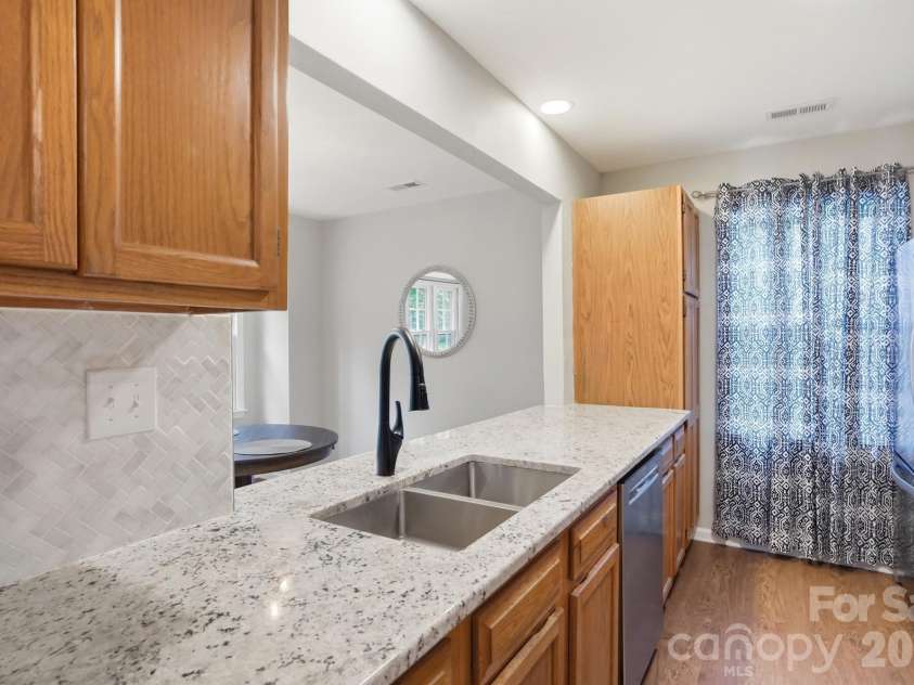 8917 Danson Drive, Charlotte, NC 28277.  MLS# CAR4392599, YatesRealty ID 32777. 
