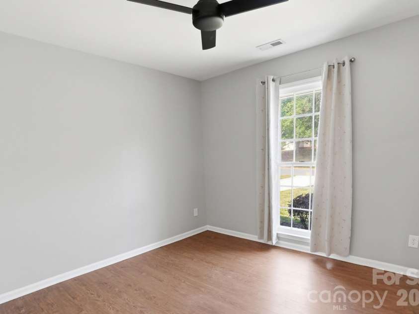 8917 Danson Drive, Charlotte, NC 28277.  MLS# CAR4392599, YatesRealty ID 32777. 