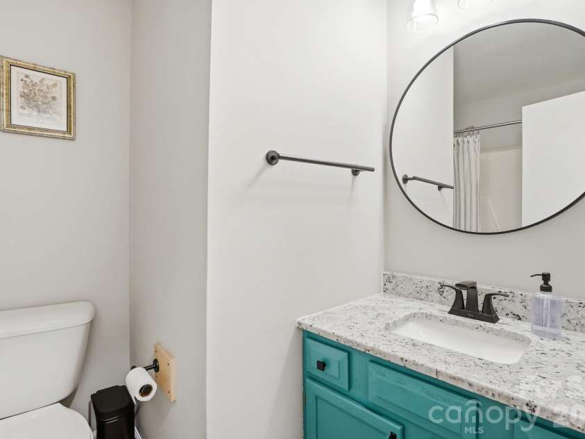8917 Danson Drive, Charlotte, NC 28277.  MLS# CAR4392599, YatesRealty ID 32777. 