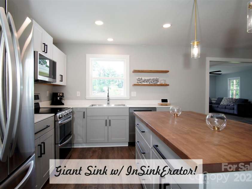 4429 Dawnwood Drive, Gastonia, NC 28056.  MLS# CAR4273194, YatesRealty ID 32779. 