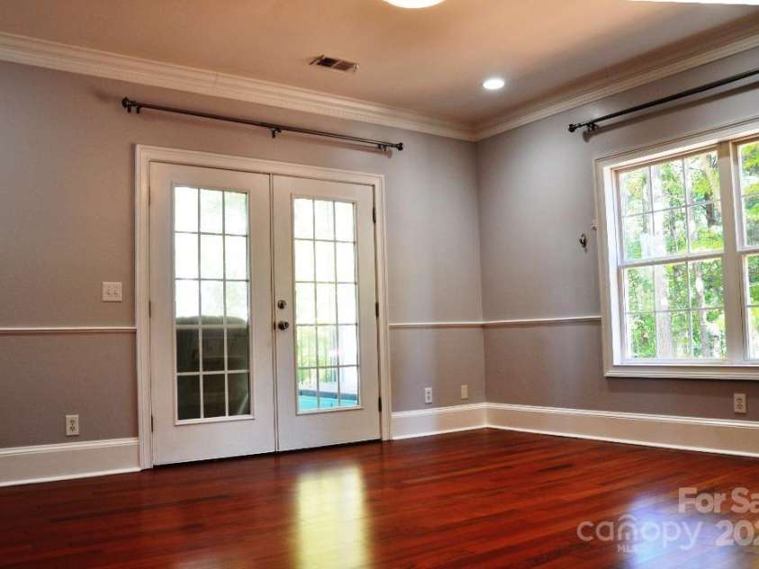 3645 Lake Bluff Drive, Sherrills Ford, NC 28763.  MLS# CAR4277092, YatesRealty ID 3278. Main Floor Bedroom