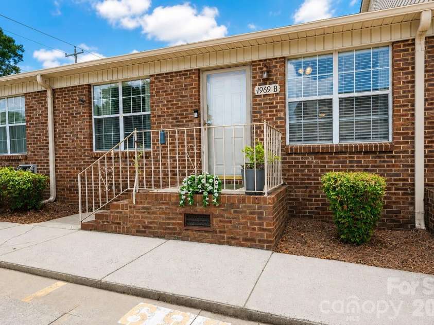 1969 Ebenezer Road, Rock Hill, SC 29732.  MLS# CAR4397349, YatesRealty ID 32780. 